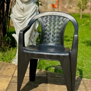 POLTRONA BAIXA LUISA PRETA